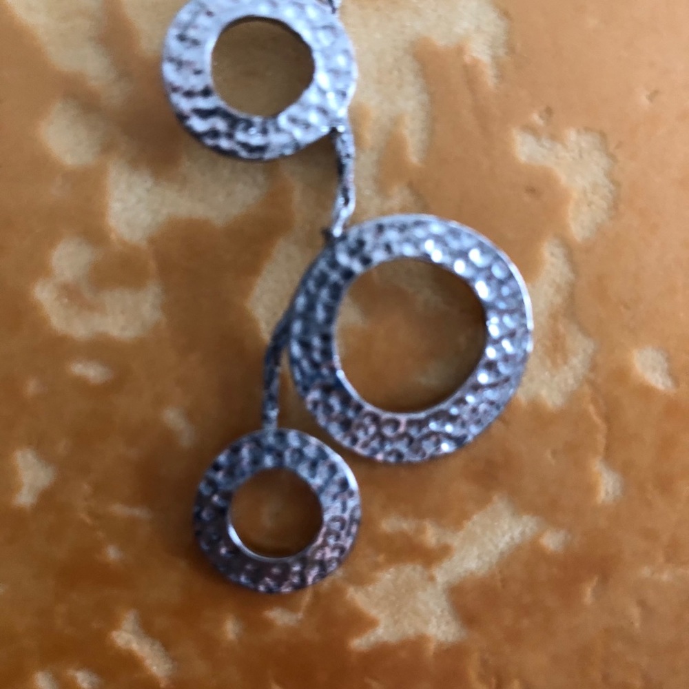 Amrita Singh silvertone necklace - Picture 3 of 5